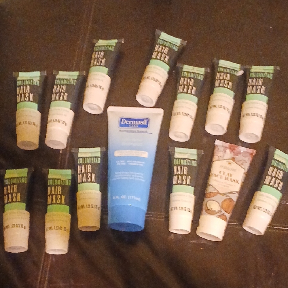 Volumizing Hair Mask and Dermasil Lotion Set